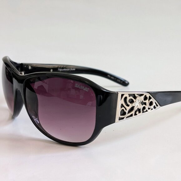 NWT True Vintage 90\'s Women Fashion Designer Sunglasses (S. Black)